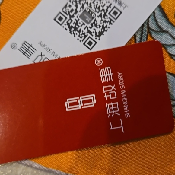 New Shanghai Story 100% Silk Orange Floral Dragon Print Scarf - Picture 6 of 9